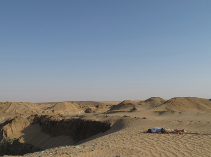 טום פיליפס מת במדבר בסודאן